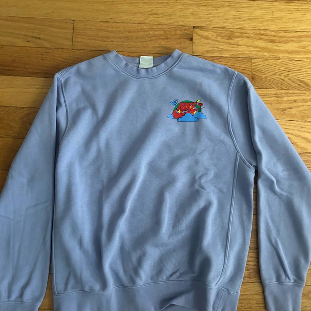 Nike Graphic Pull Over